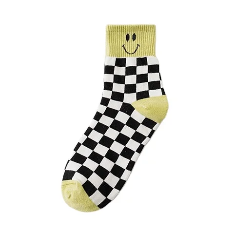 Women Chic Fashion Smiling-Face Checkers Cotton Socks