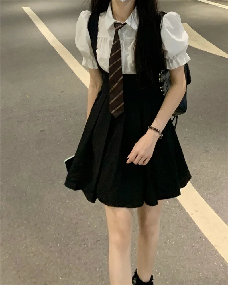 Wholesale Spring and Autumn Girls Student Shirt Custom Japan and England Style Pleated Skirt School Uniform