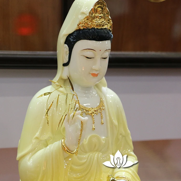 White marble  yellow glaze Avalokitesvara Bodhisattva  ornaments  Suwa  Three Saints  Guanyin Bodhisattva decoration crafts