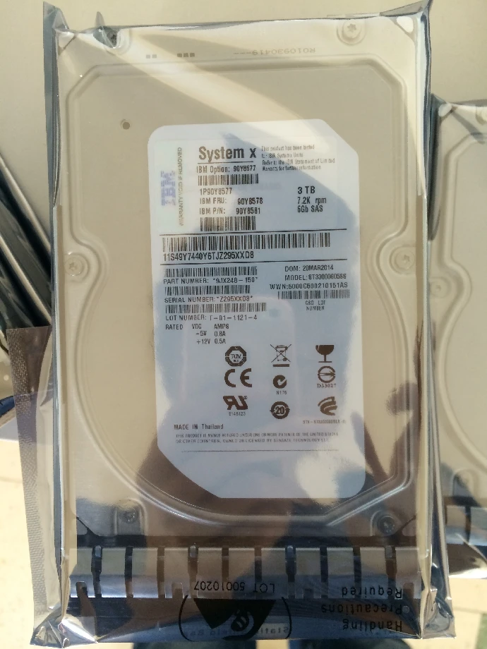 I BM 42D0707 42D0708 500G SAS 2.5 7.2K brand new server hard disk
