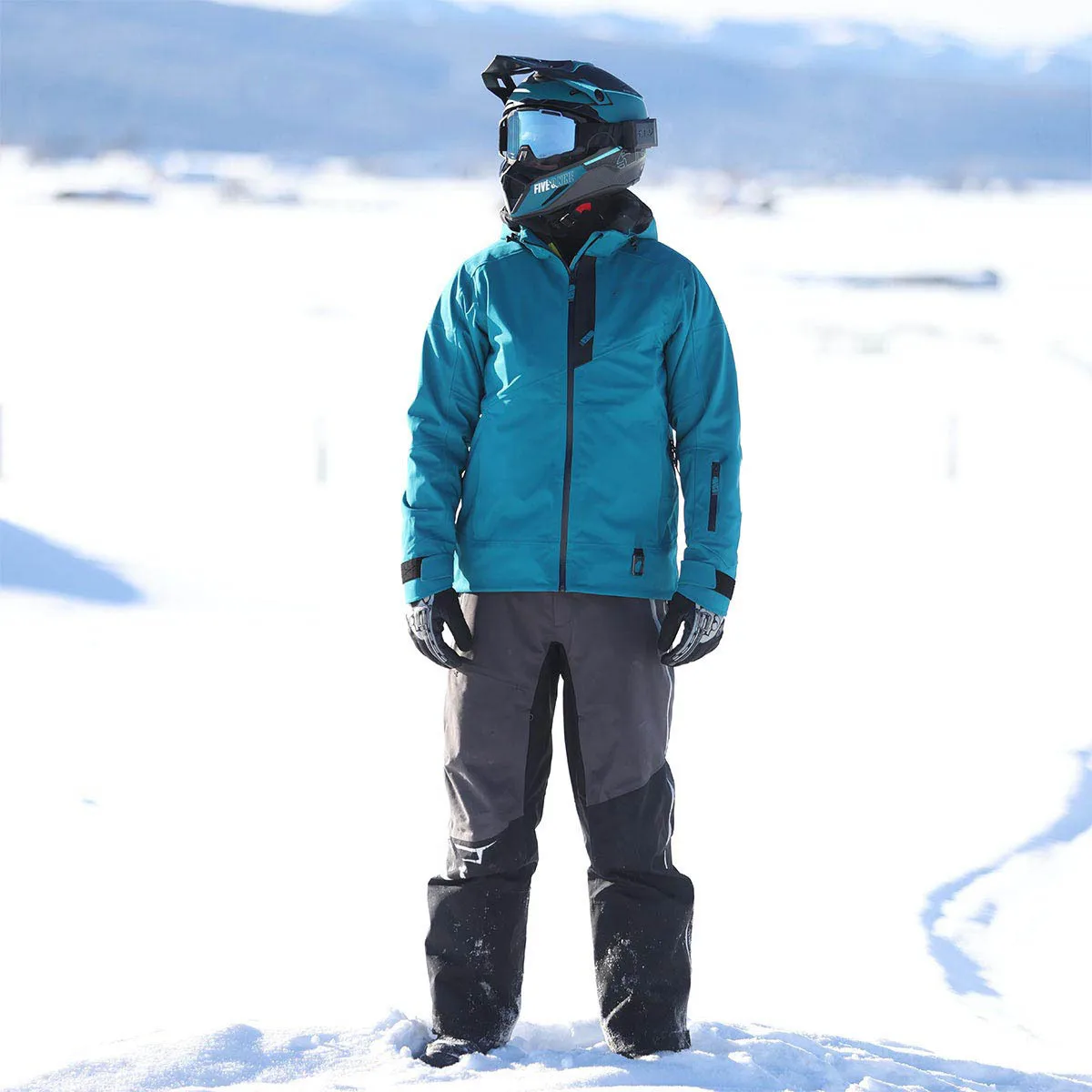 2024 hot sale Outdoor snowmobile jacket Windproof and waterproof snowsuit jacket for snowmobile snowboard skiing