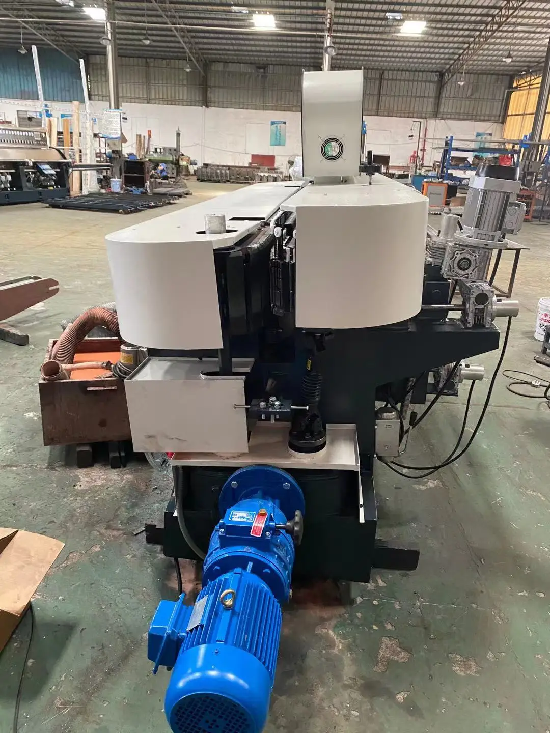 Vertical glass straight bevel edging machine