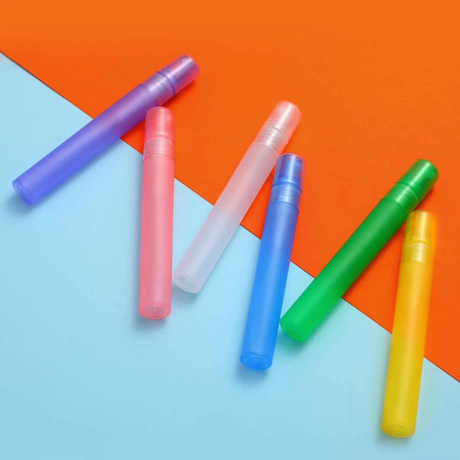 Atomizer Empty Matte Plastic bottle Spray Refillable Fragrance Perfume Scent Sample Bottle Clean Cloth for Travel Party Makeup T