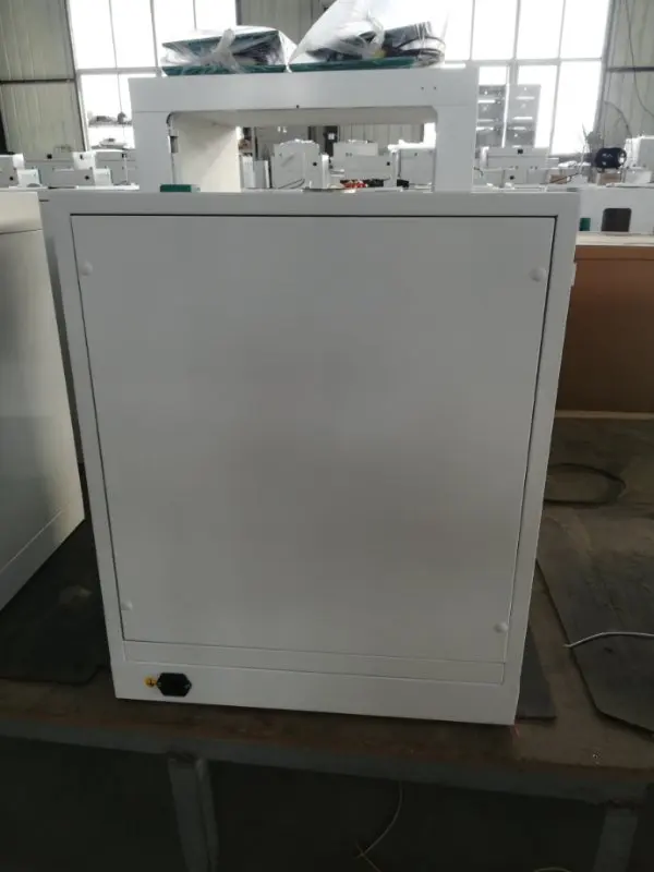 Laboratory good design constant temperature incubator with high quality controller and cheap price with volume 125L