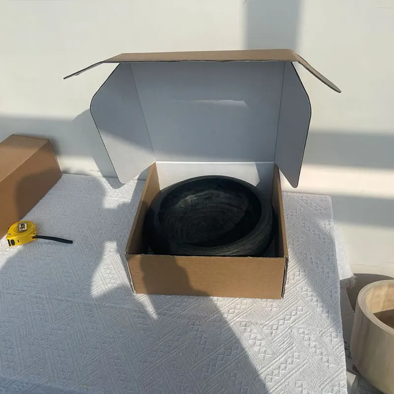 The factory directly approved paulownia bowl black decorated wooden bowl