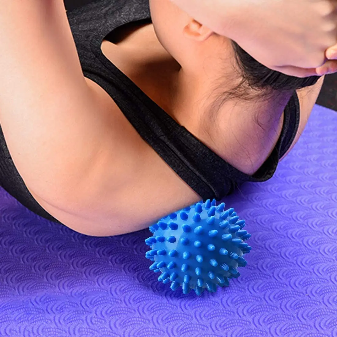 Wholesale Durable PVC Yoga Release Foot Back Shoulder Leg Hedgehog Balls Roller Massager Spiky Massage Ball For All Over