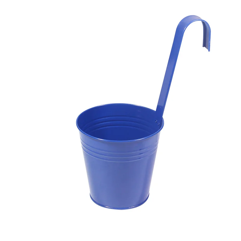 Wholesale Cute Small Pink Metal Tin Bucket Hanging Flower Plant Pots Fence Hanging Pot With Detachable Hook For Garden Planting