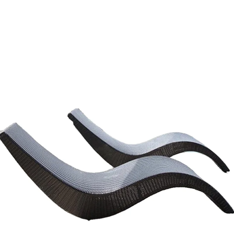 High Quality Outdoor  Furniture PE Rattan Sun Lounge Beach Chairs