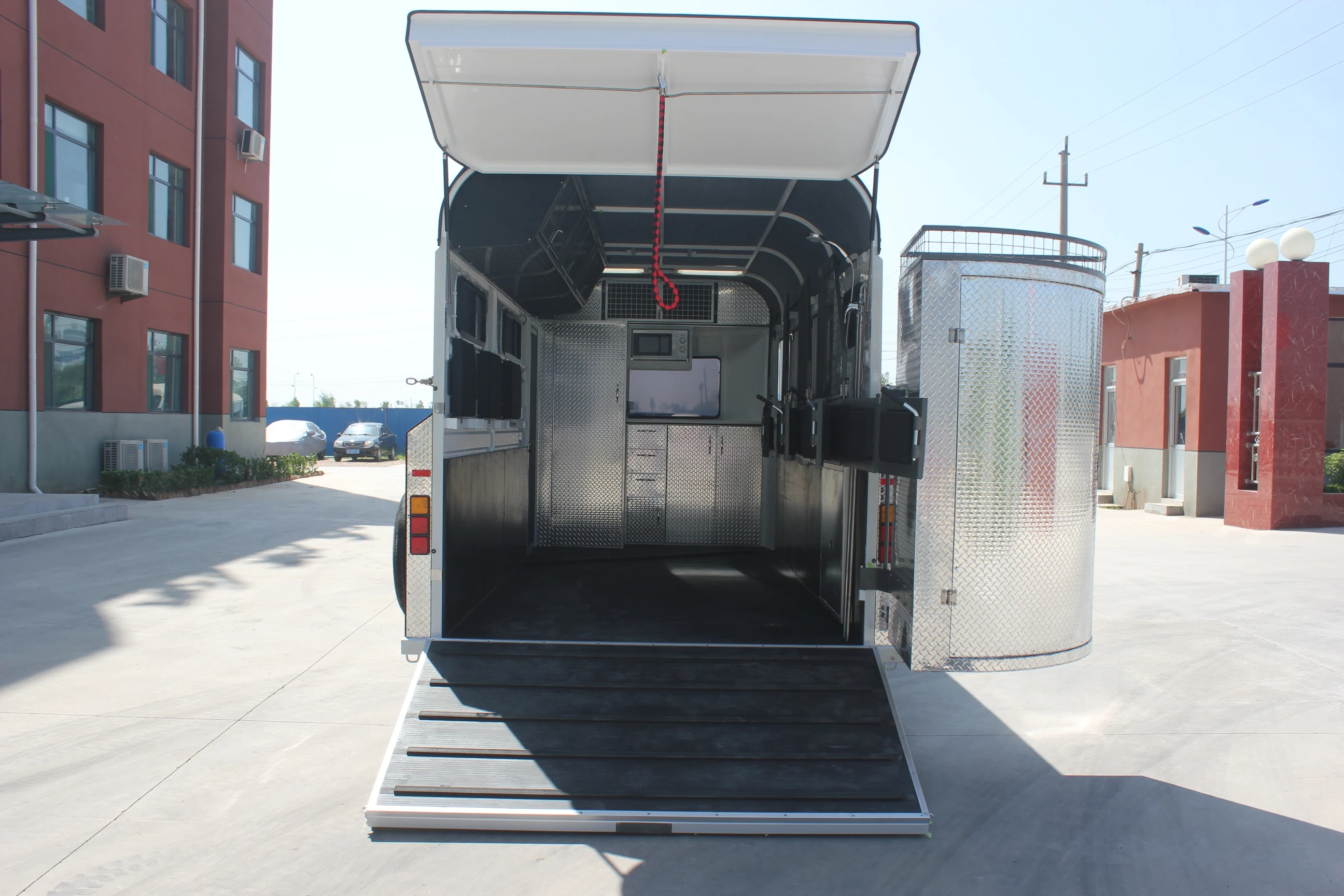 
premium quality 3 horse angle load trailer deluxe Horse float robust construction 