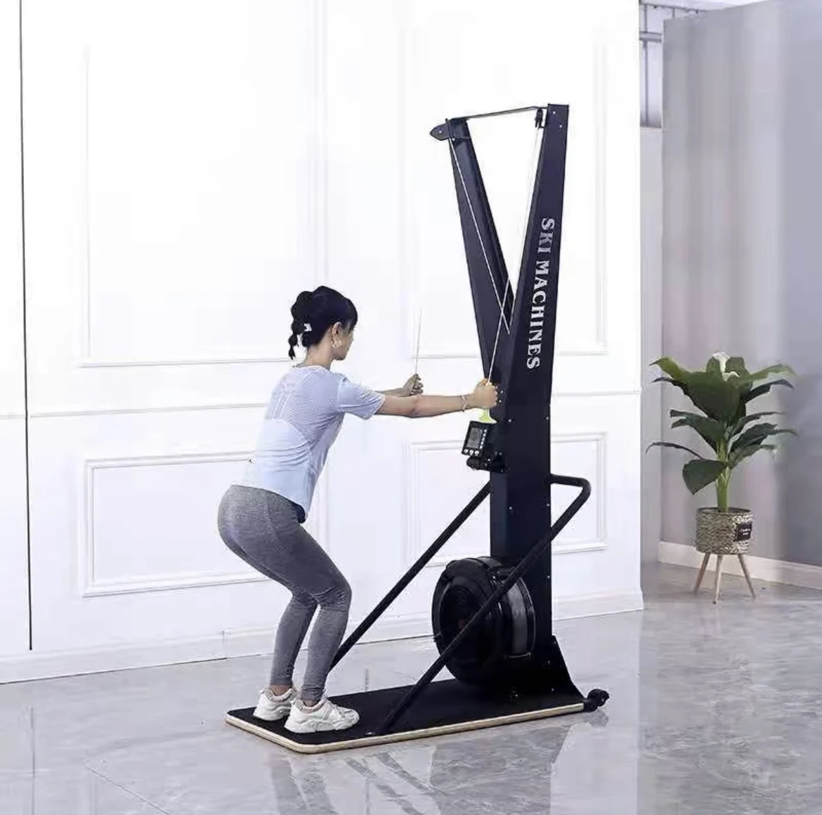 Indoor multi-function aerobics body-building skiing machine for simulating pulling force training