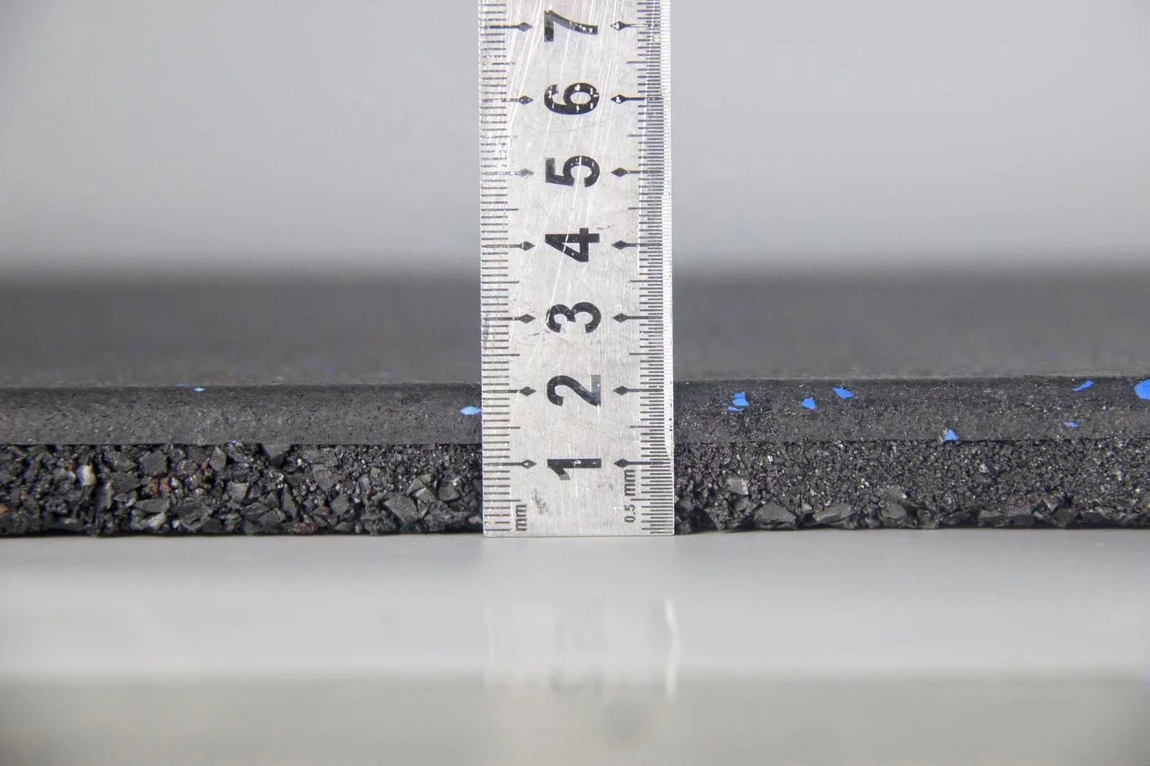 New Design Shockproof Flooring Rubber Tiles Floor Mat Rubber Flooring Rolls for Gym