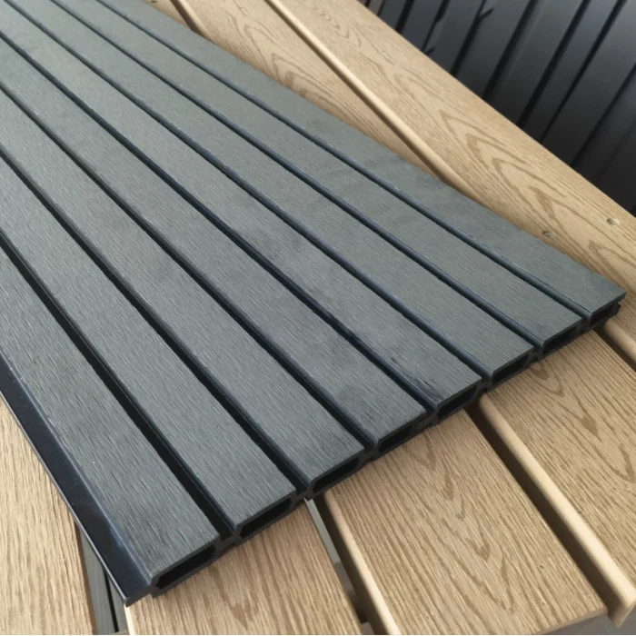 2024 New Desgin Wpc Great Wall Fence Privacy Grooves Fence Outdoor Use