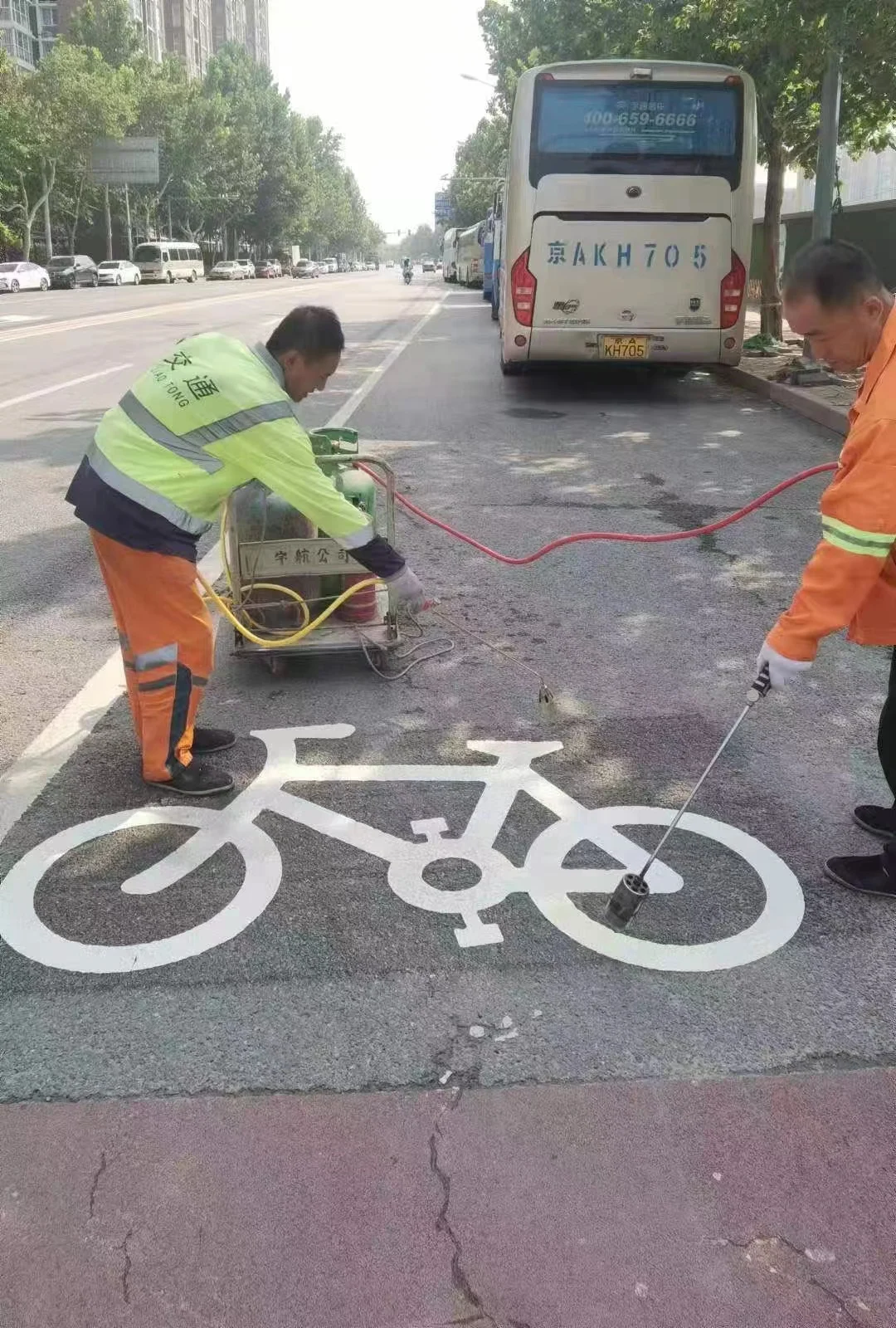 Fire Heating Apply Preformed adhesive hot melt Road Marking Tape, Bicycle Lne Pavemenr Marking