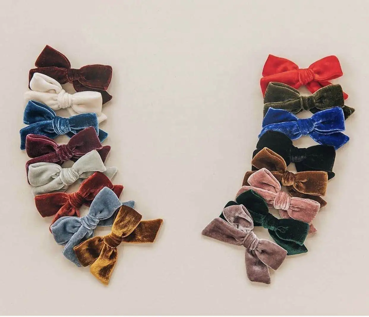 Baby Girl custom handcraft velvet bow clips velvet headband velvet fable bow