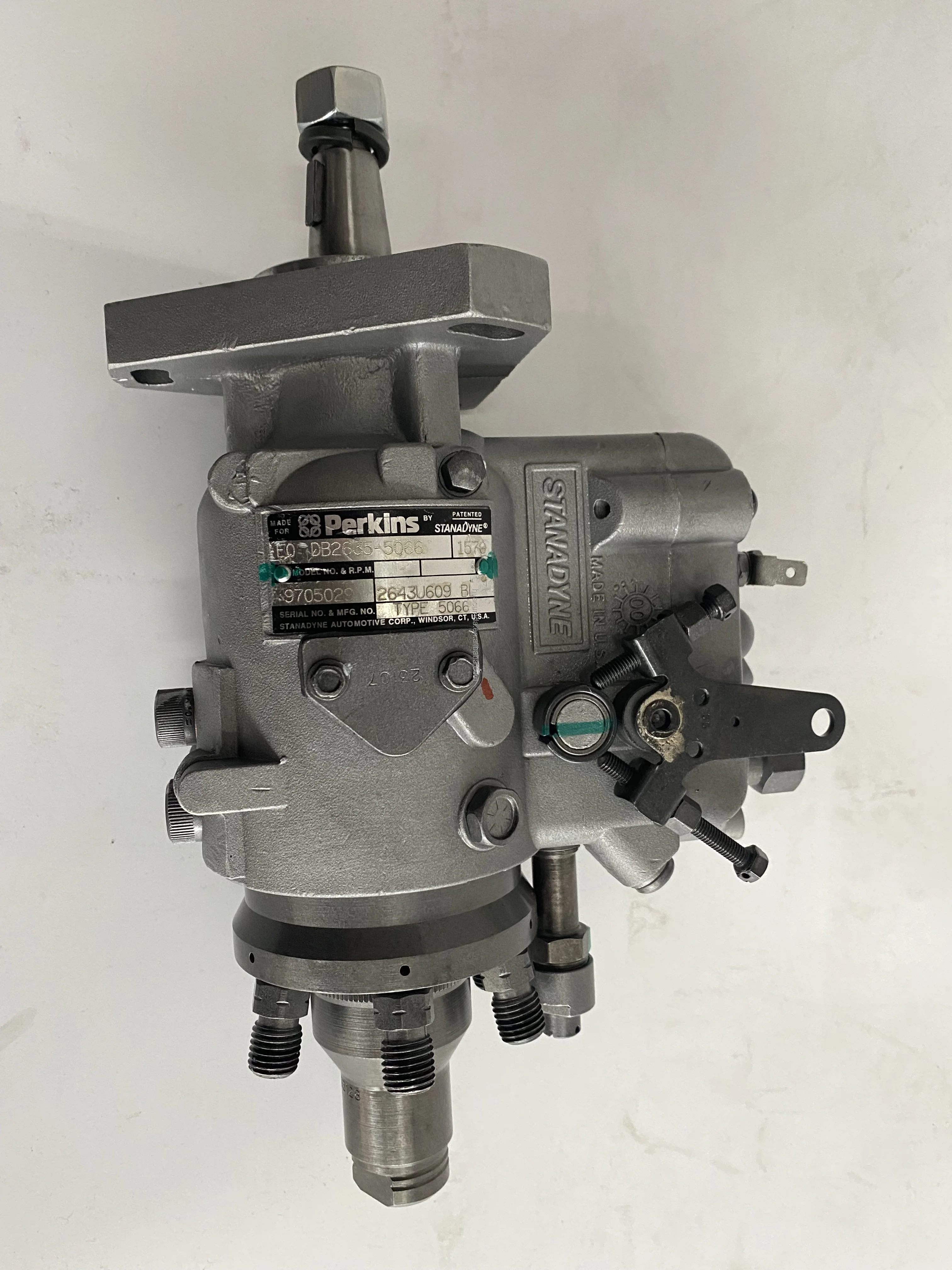 Original Boat Diesel Engine part For Cum mins 6BT5.9M fuel pump Stanadyne 3919112 9705029 DB2635-5066 Fuel injection pump