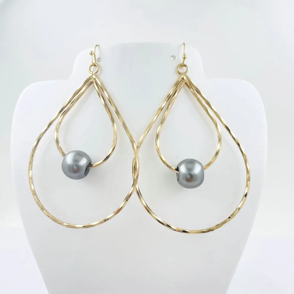 R241 pearl wire hoop earrings tahitian pearls Hawaiian jewelry wholesale
