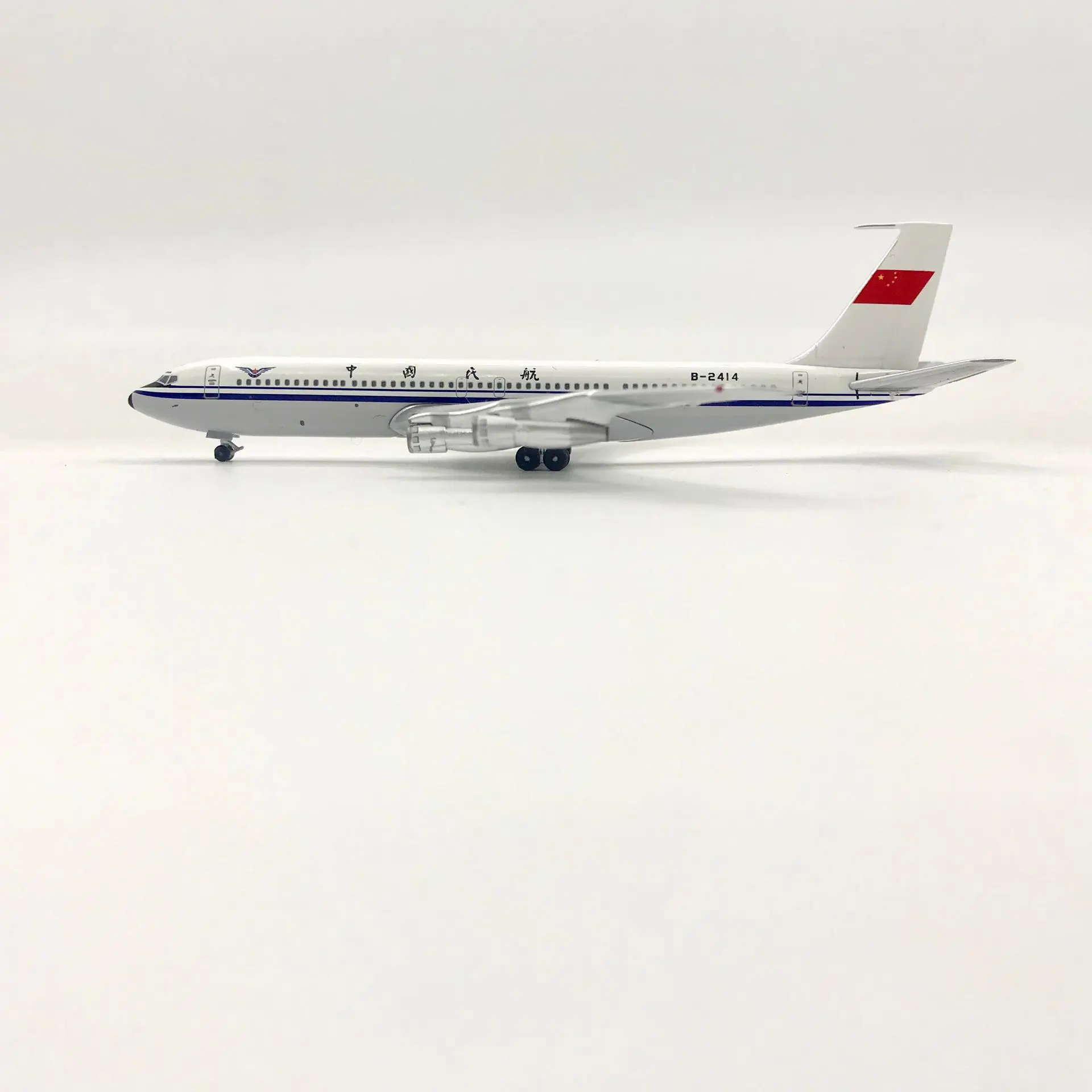  1:400 Боинг 707-3J6C B-2414 CAAC-управление гражданской авиацией Китая