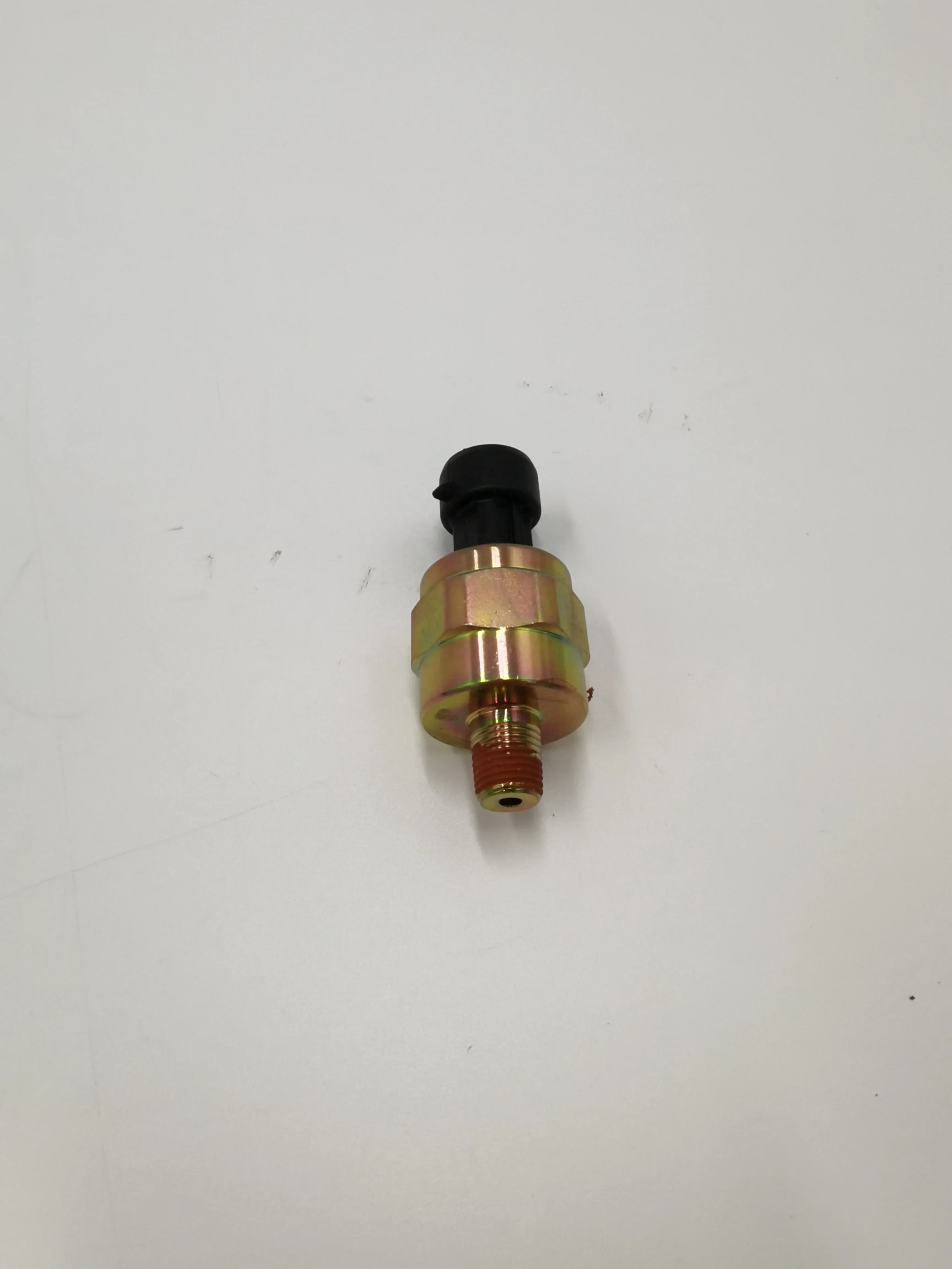 3682610-C0100 Air pressure sensor 3682610-C0100 for Dongfeng truck