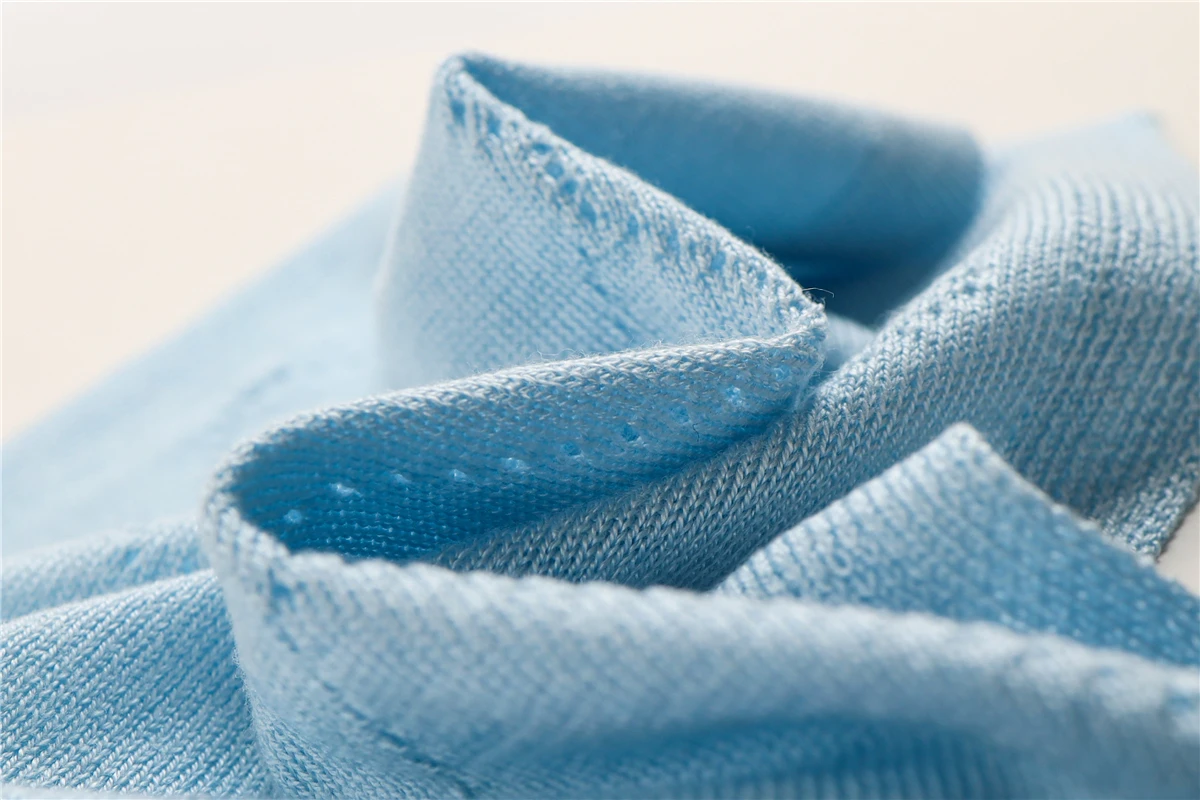 Xinglin Hot Sale Tencel Lyocell yarn 30S/2 100% Lyocell  Yarn for knitting machine cool yarn for summer and spring