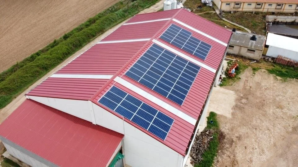 Solar Panel High Efficiency Cells Monocrystalline Solar Panels and Is 400w 40v Black Cover Waterproof Box Frame Connector