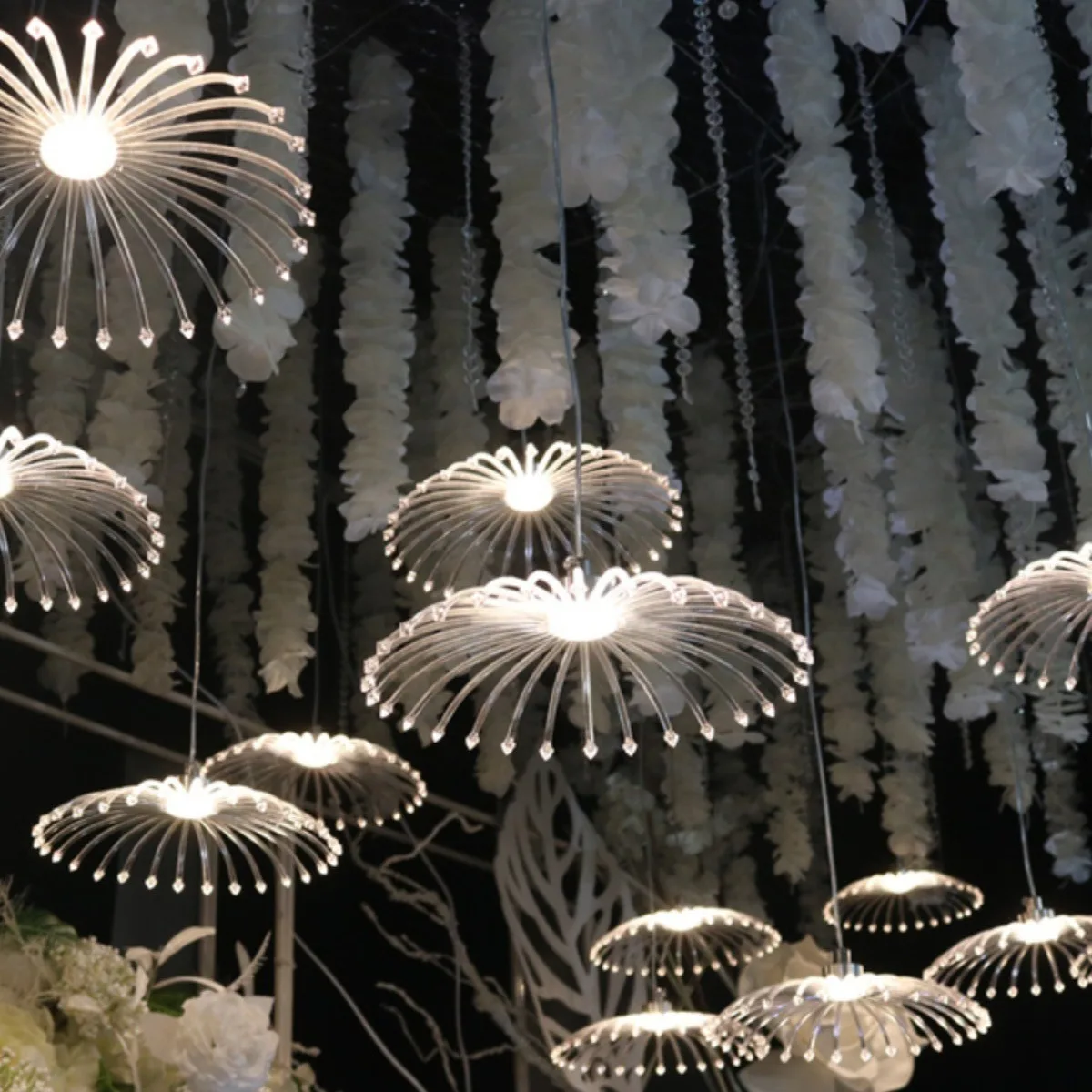 Wholesale 10 Heads LED Acrylic Dandelion Chandelier Luminous Ceiling Wedding  Lights Decoration Props Decorations