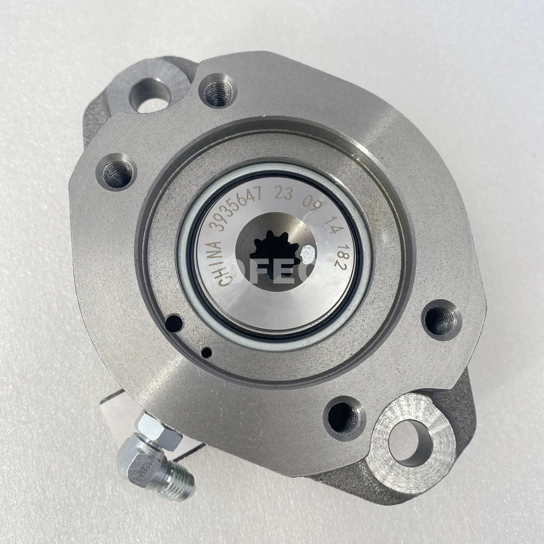 New Stock Supply Original Diesel Engine Adapter Hydraulic Pump 3939963