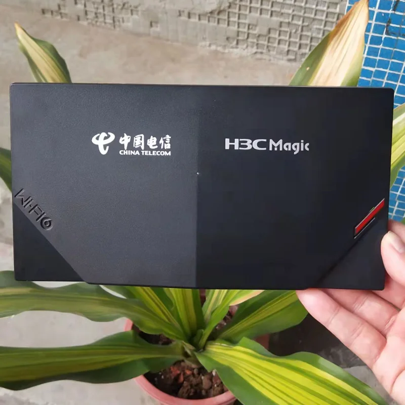 HP-300C high speed 3 colors automatic pad printer 5G router cover pad printing machine