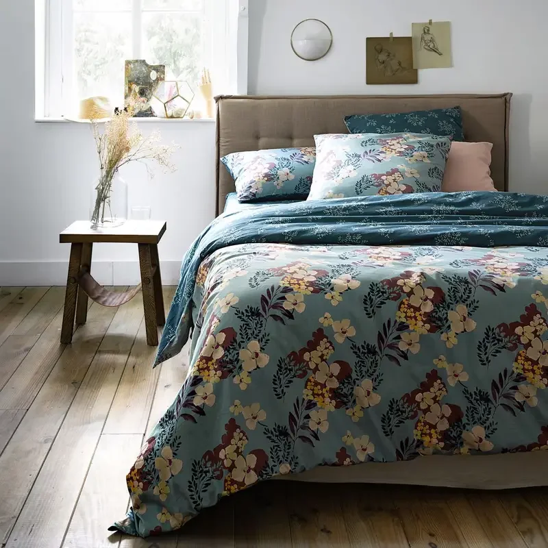 Classic and elegant MDF fabric with comfortable cushioned linen detachable headboard