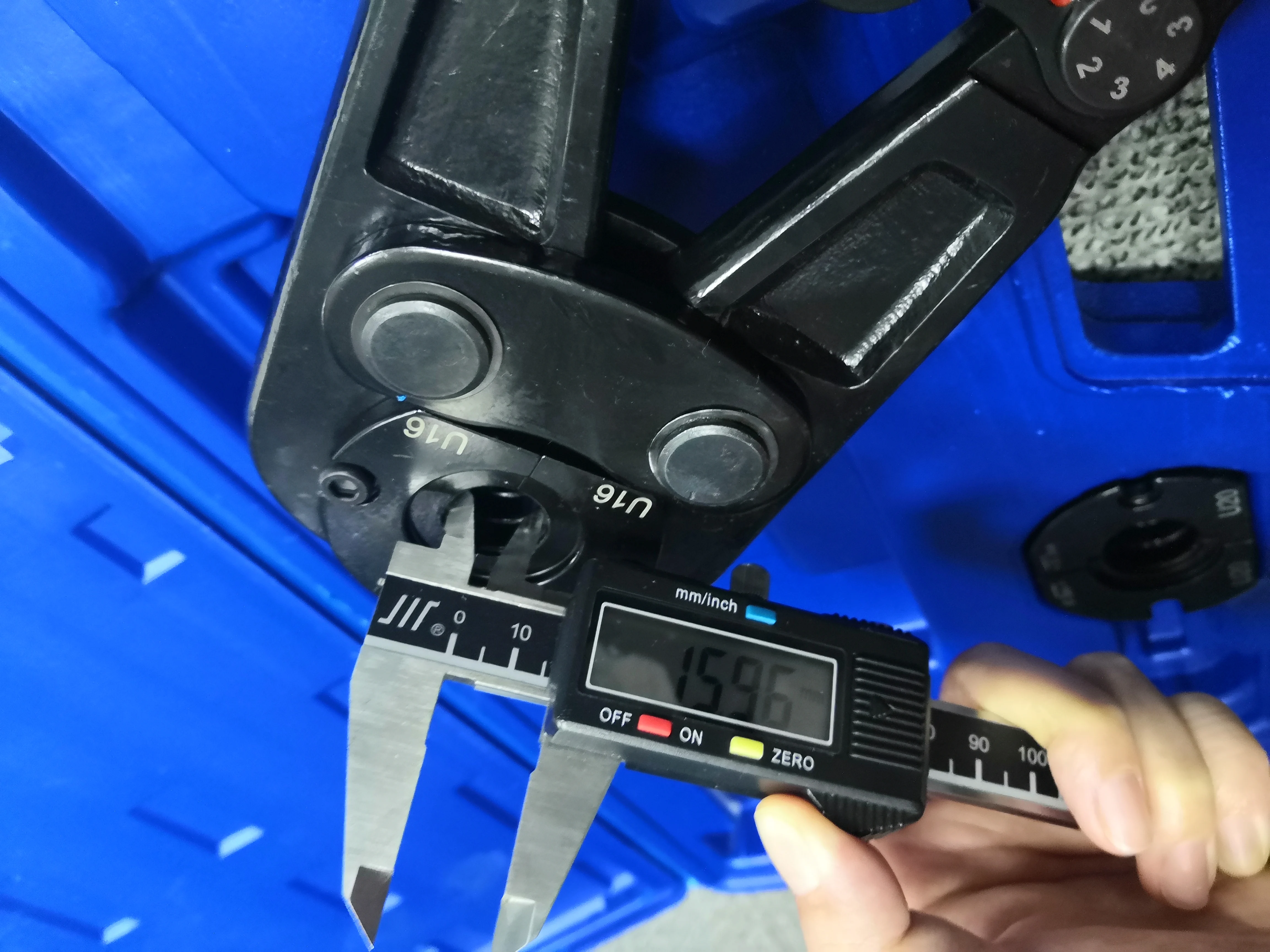 Manufacturer Press Tool U TH Type 304 Sleeves Hand Pressing fastening Tool for press fitting using pex-al-pex pipe