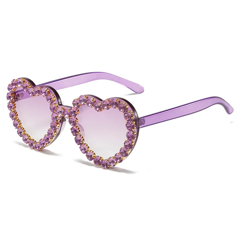 New Sunglasses Personalized Heart Shape Fashion Sunglasses Metal Base Inlaid Rhinestone For Kids And Adult