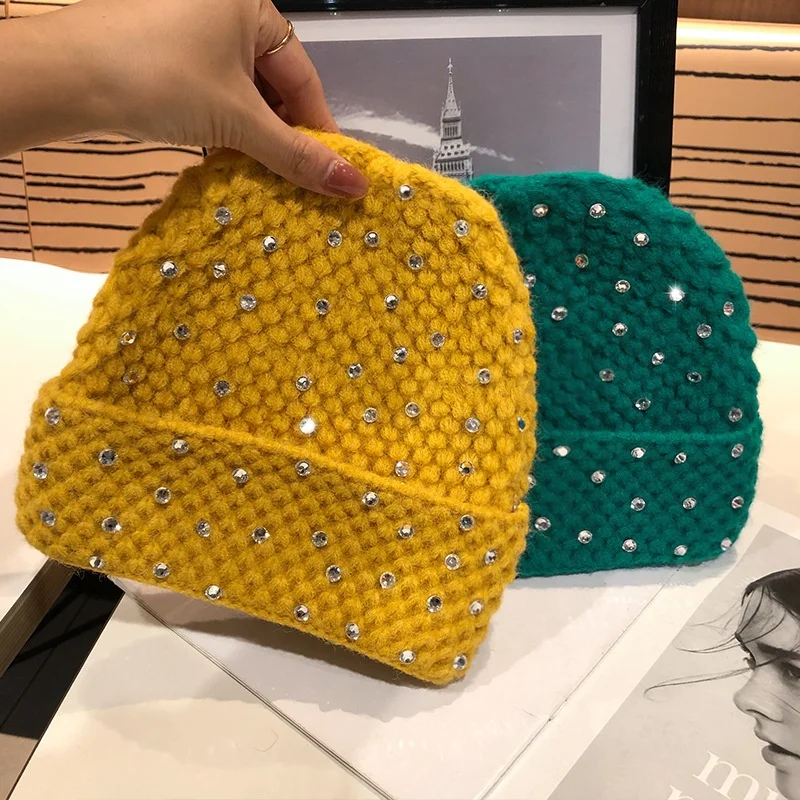 Bling Shining Women Beanie 5 Colors Luxury Winter Hats For Girl Ladies Christmas Fitted Designer Knitted Outfits Tops
