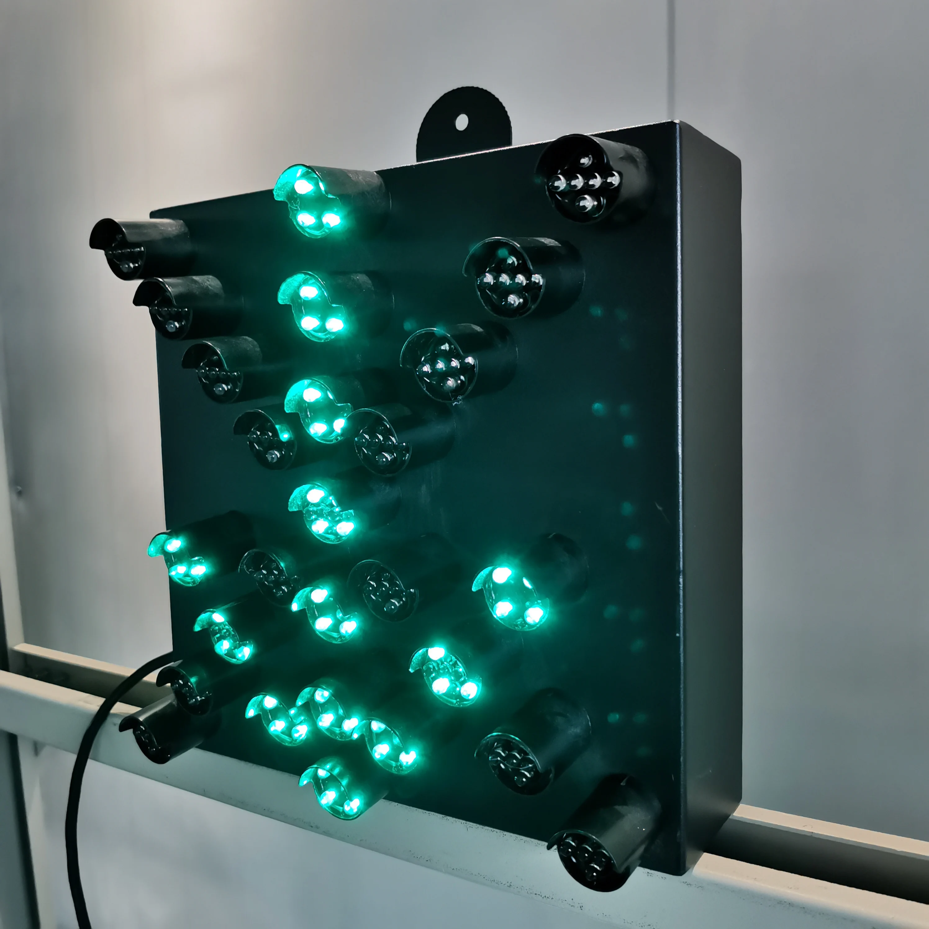 250MM 1-Aspect RG Direction Road Traffic Light Manufacturer