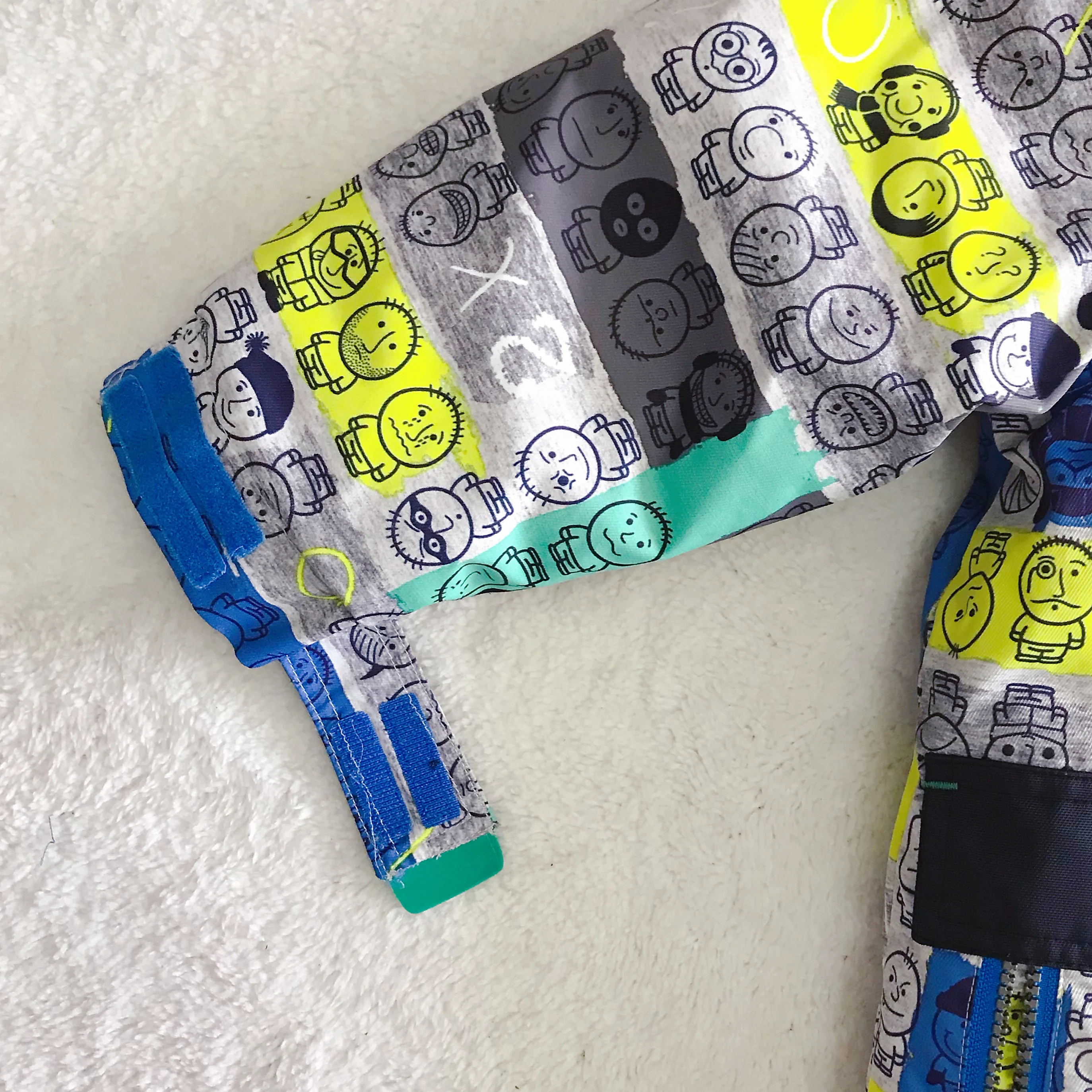 
high quality winter kid ski wear with detachable hood waterproof kid ski jacket outdoor for boy 