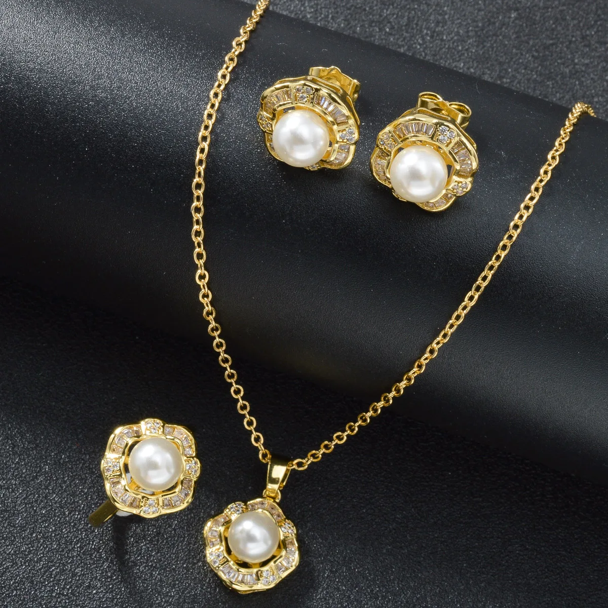 Fashion wholesale premium 18k gold plated pearl zircon ring earrings and pendant necklace jewelry set