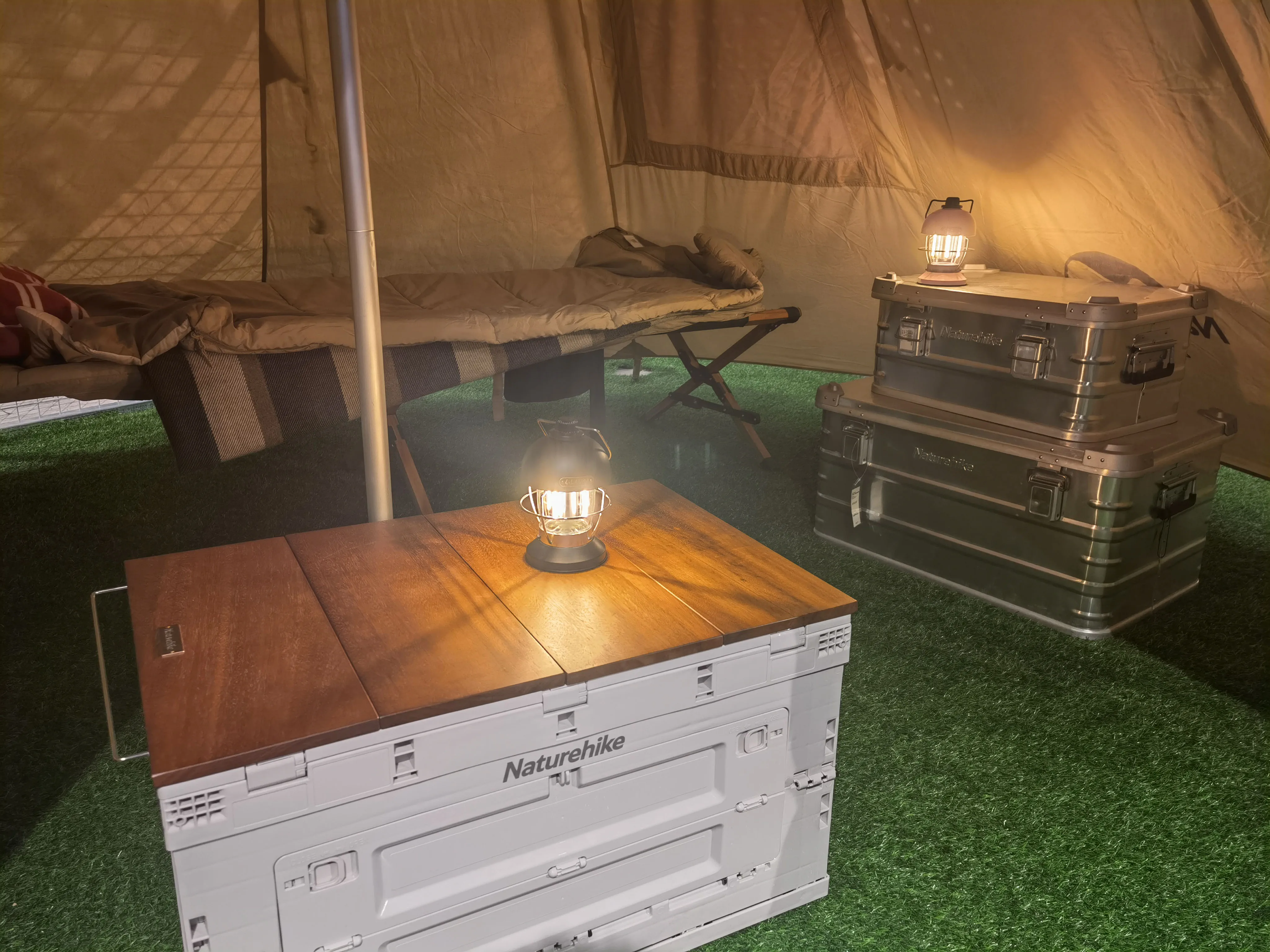 High quality home decoration light bulbs 4500mAH Retro led tree light decoration IPX4 Outdoor USB rechargeable camping lamp