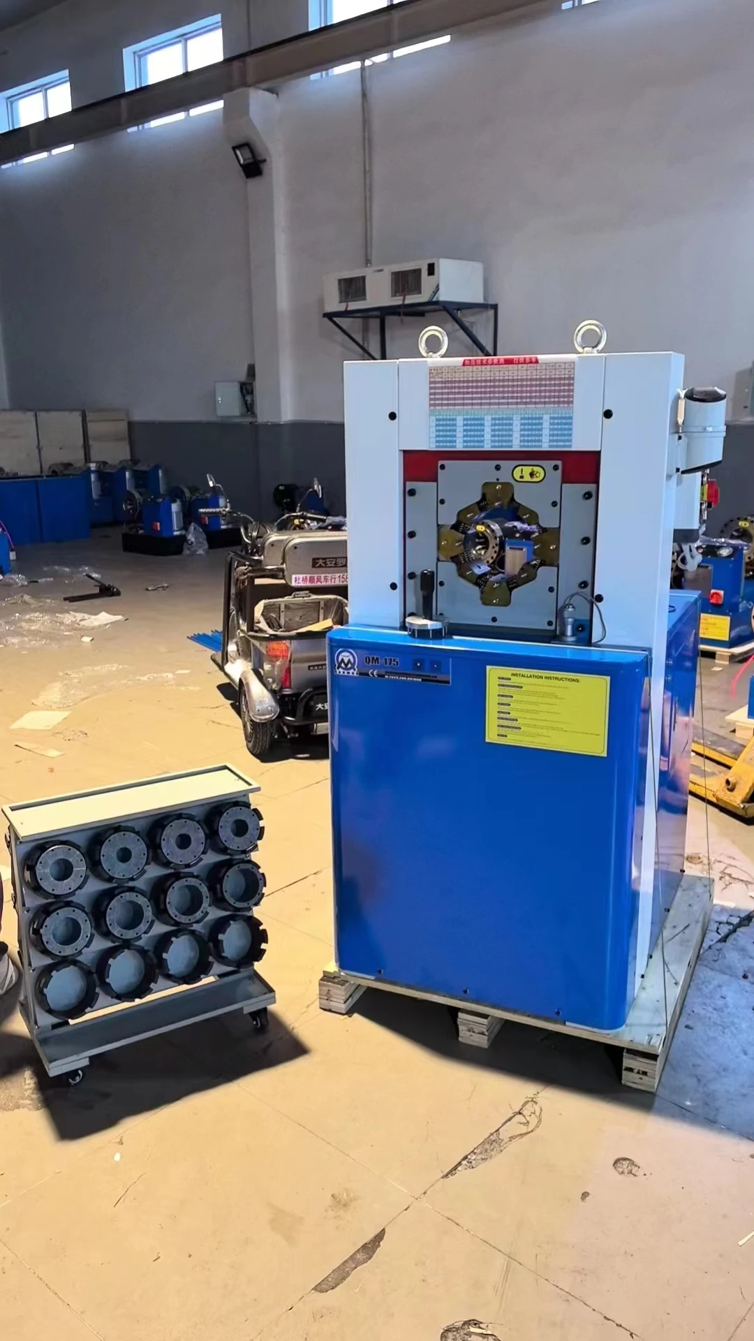 Factory Hydraulic crimping machine for 1-4 wire hose max 2' 3' electrical terminal ultra thin hose crimping machine