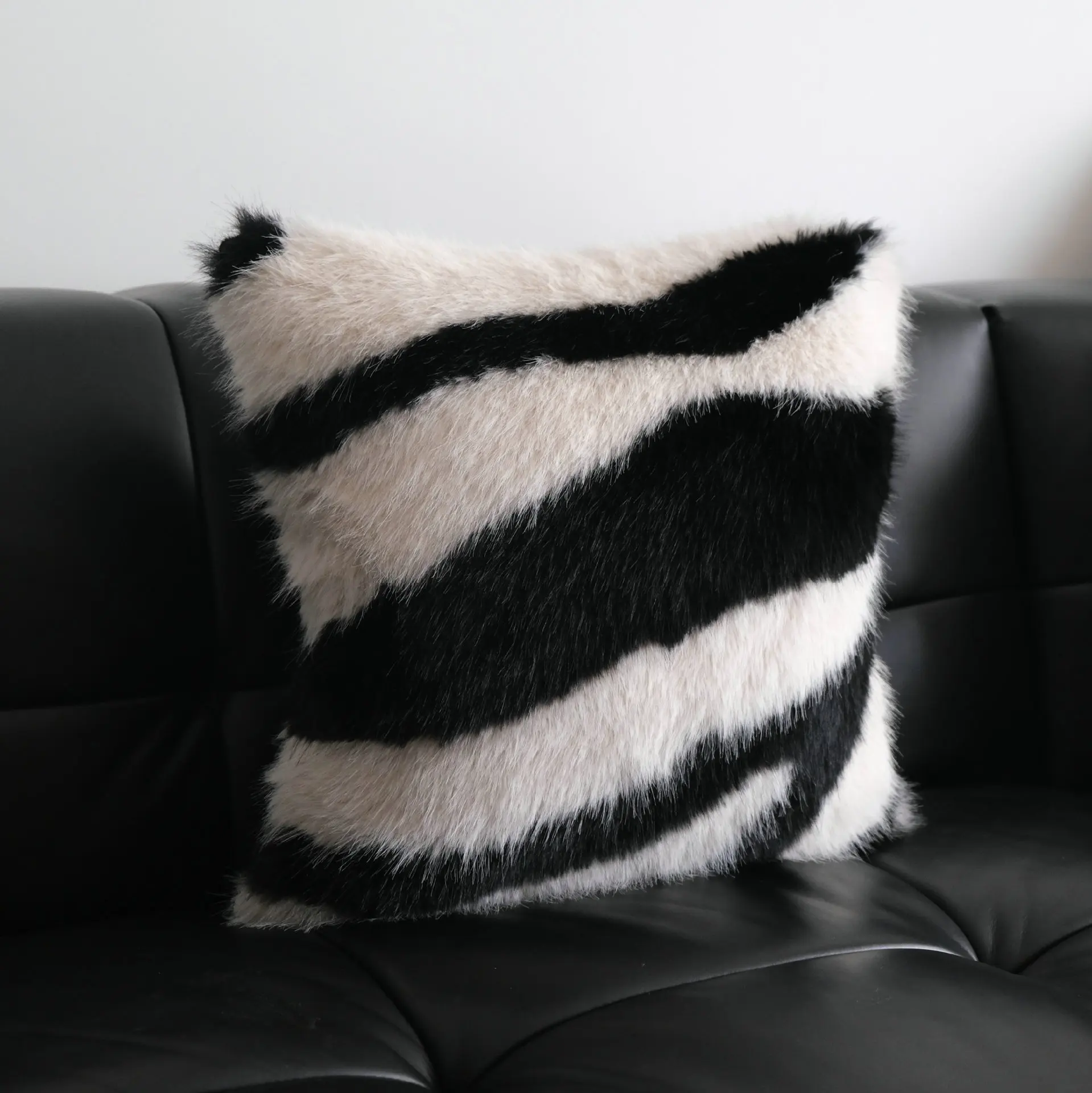 Instagram style imitation mink fur pillow plush sofa black and white pillow minimalist stripe living room display cushion cover