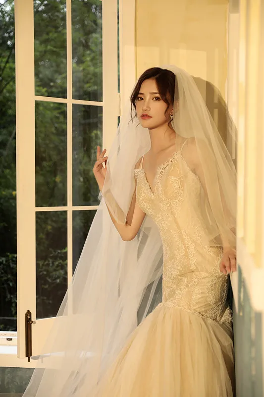 Новая роскошная элегантная свадебная фата хорошего качества с кружевными краями