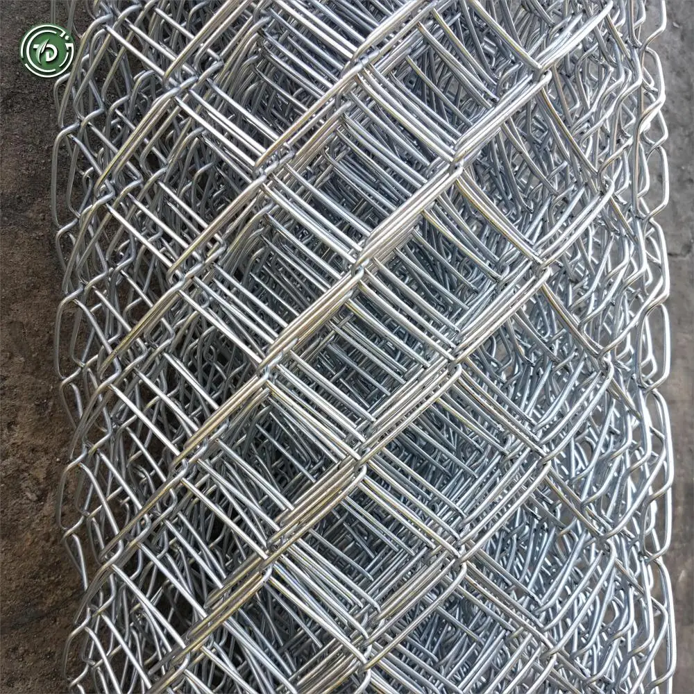 Cyclone wire fence price philippines cost Chain-link-fence-pakistan Wire mesh 50x50mm 8ft chain link fence rolls with