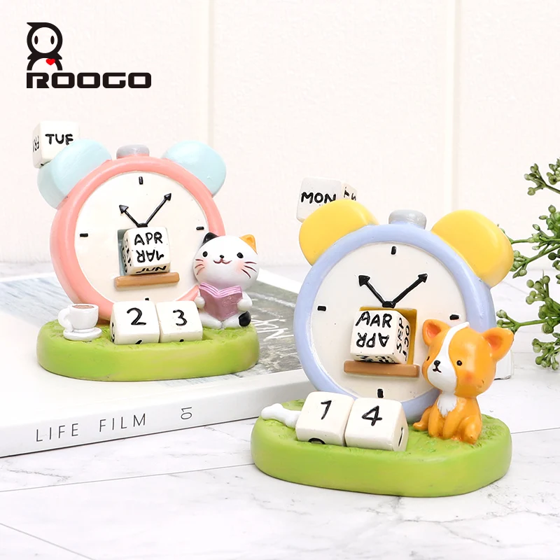 Roogo Resin Clock Mini Figures Home Decor Ornament