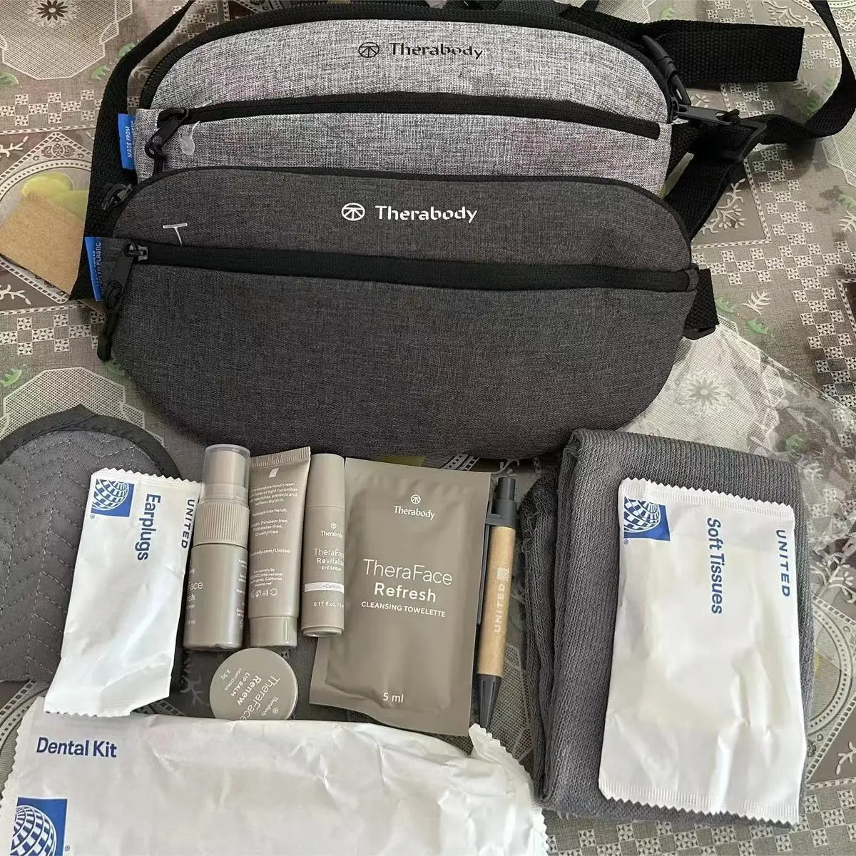 High Quality Airline Amenities Kit Bag with logo OEM Travel Kit Bag for First Class Travel Comfort Set for Airline Promotional