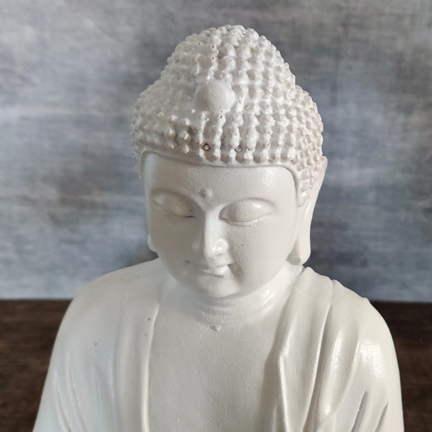 
Zen Style White Resin Sitting Buddha Statues Home Decor 