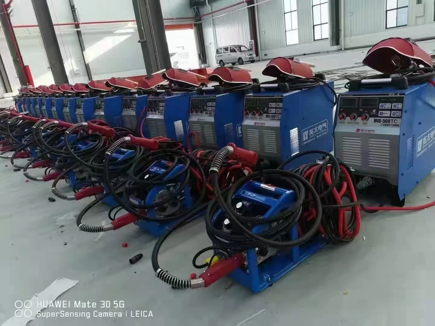 MIG 500P High efficiency Speed Inverter Double Pulse Arc Welding Machine in stock on sale