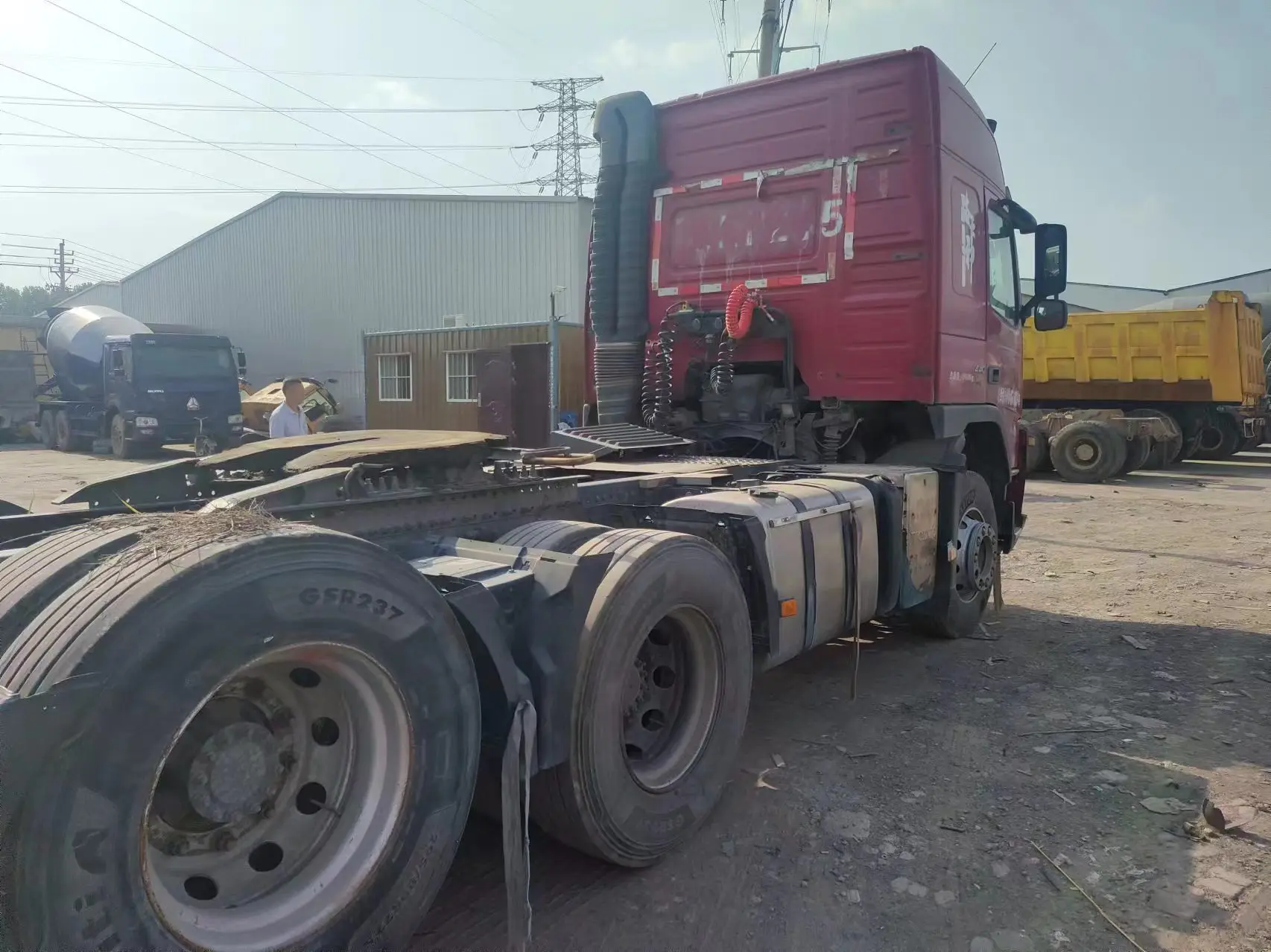 Высокое качество Foton Auman GTL б/у головка грузовика 4wd 6x4 Cng тракторные грузовики низкая цена продажа