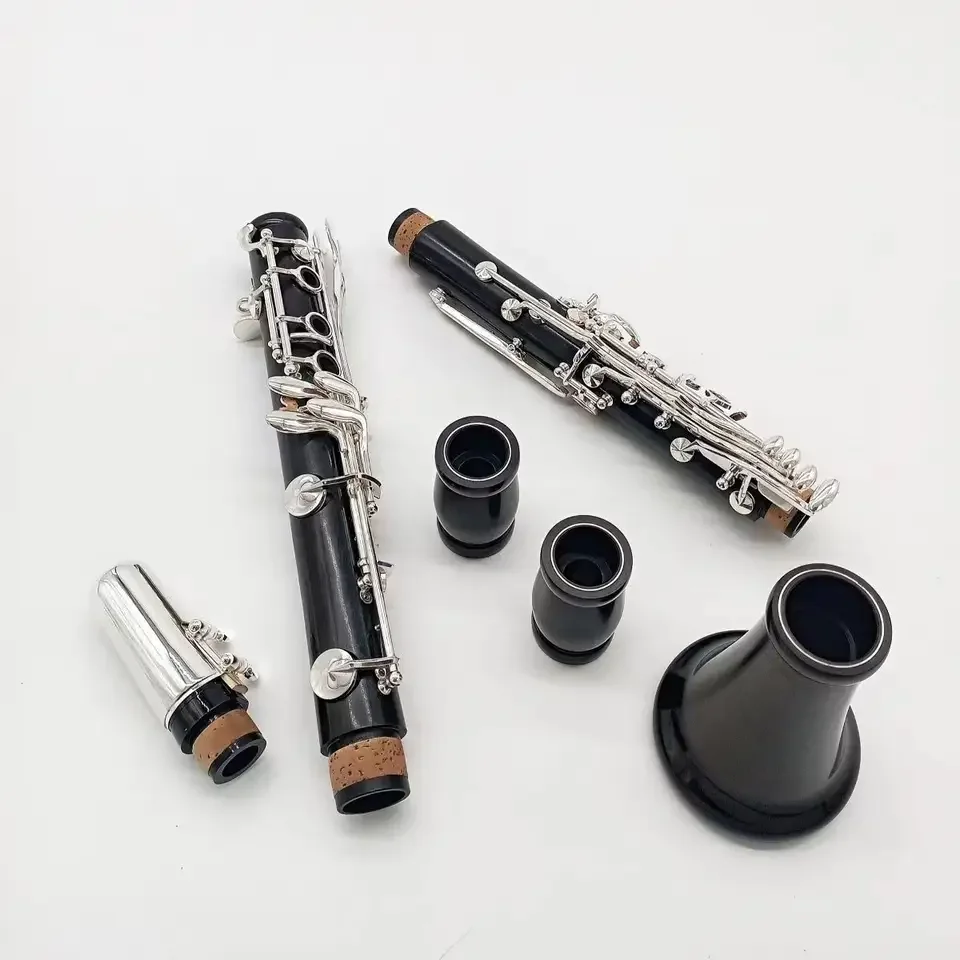 A ebony clarinet 299.jpg