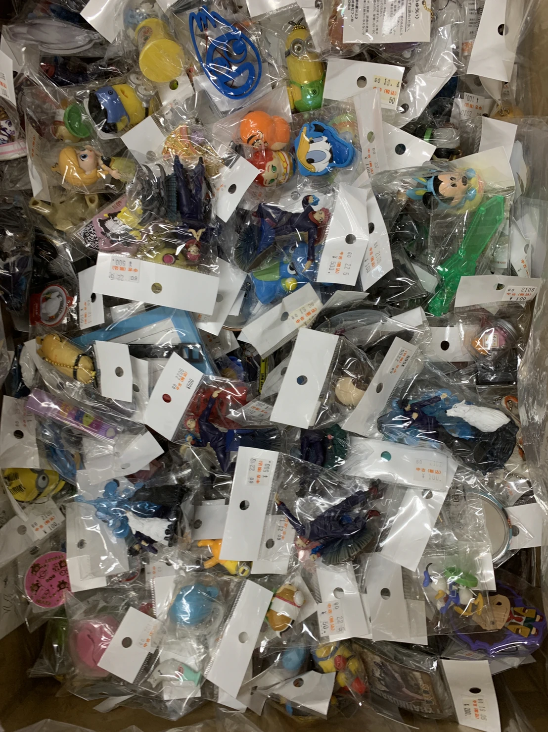 Customized goods anime figure display bulk action kids figures