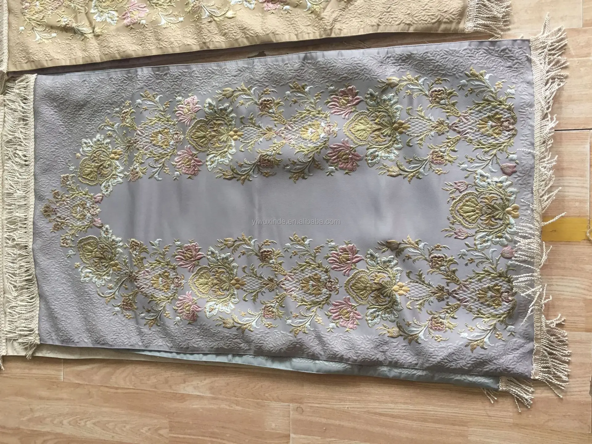 2022 New embossed Jacquard Worship rug Muslim Worship Mat portable washable blanket