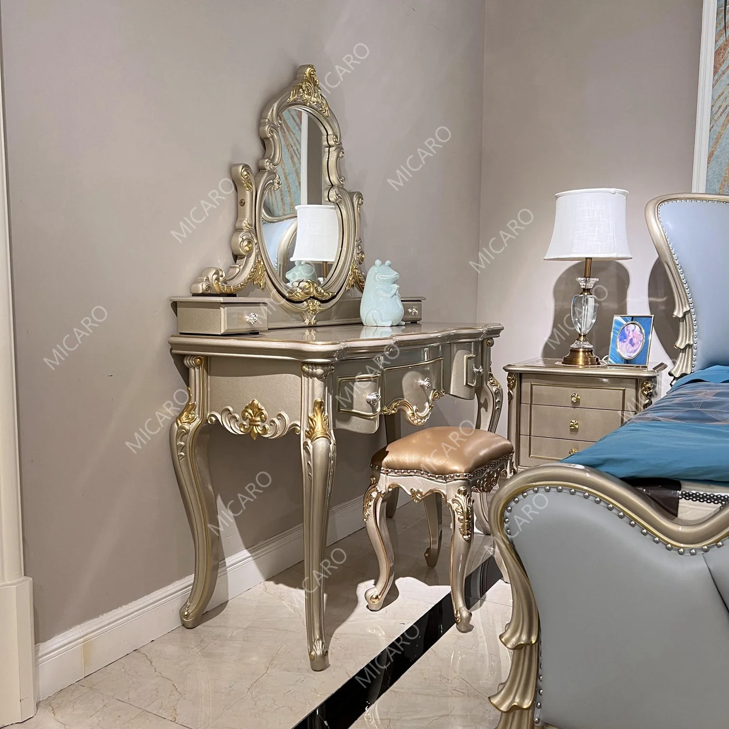 French classic solid wood cow leather headboard beds full master bedroom furniture set