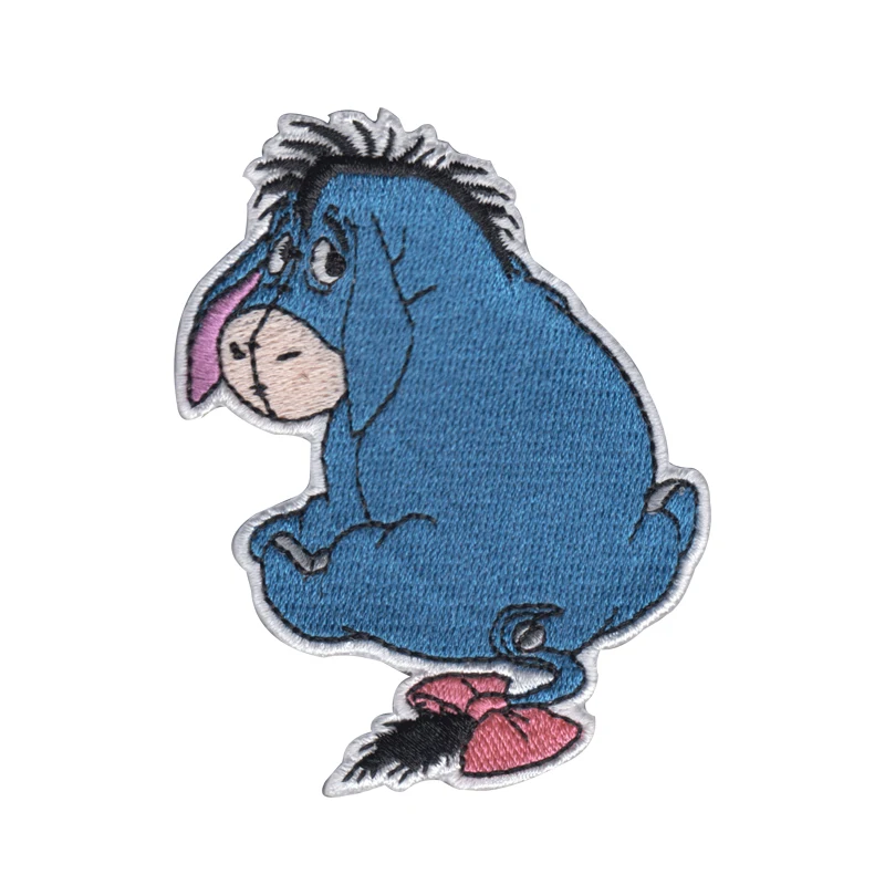 Logo 100% Machine Embroidery Patches and Badges with Iron on Backing Embroidered Service Custom Lion Animal Sequins Handmade