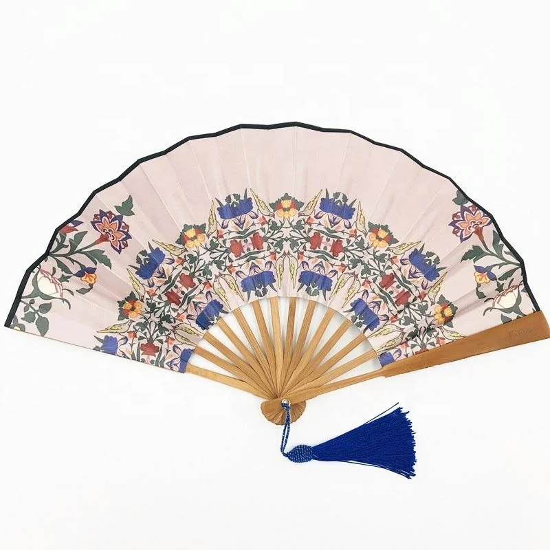Factory Wholesale Chinese  Personalized Hand Held Fans With Tassels For Wedding